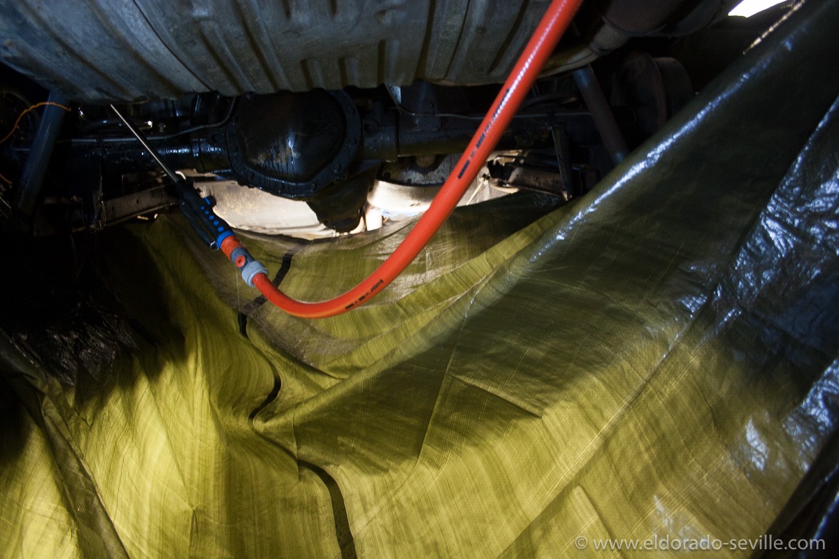 I have now set up a system where I can spray rust remover liquid onto the rusty parts permanently. I´m using a recirculating pump to spray on the rust remover. I can let it run for days until all the surface rust is gone. The advantage is that the liquid can now get everywhere and should remove the last little piece of rust.