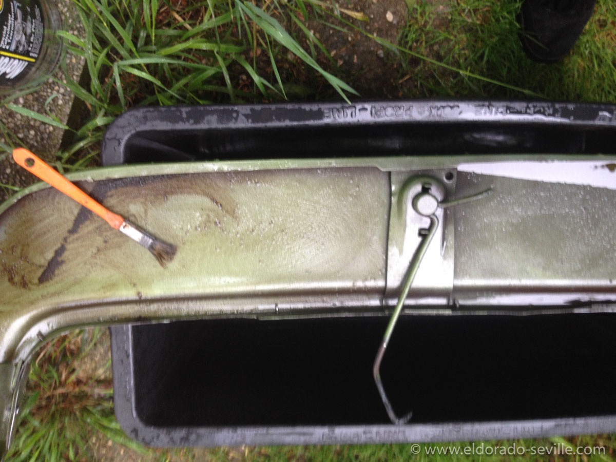 The undercarriage project - the fender skirts before cleaning