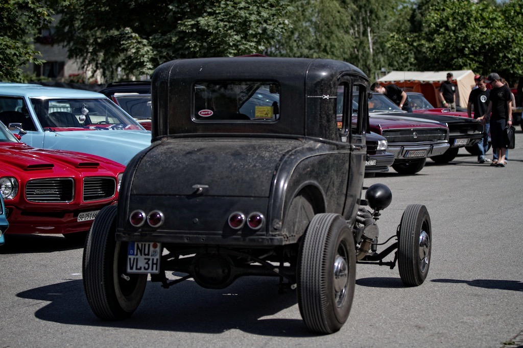Loading Image