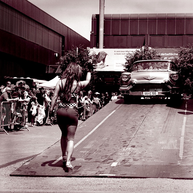 Loading Image