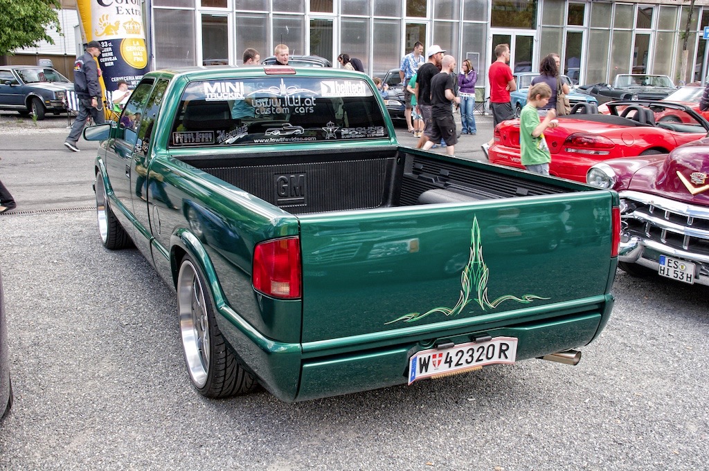 Loading Image